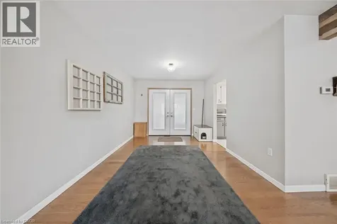 106 Oakwood Avenue Simcoe ON N3Y 1H9