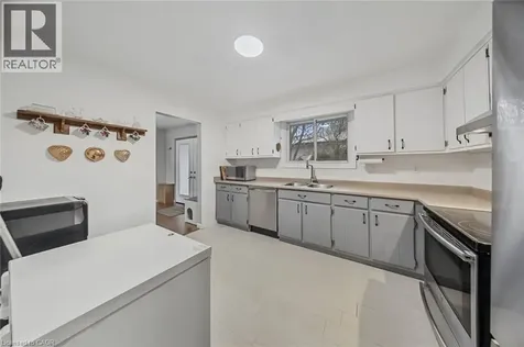 106 Oakwood Avenue Simcoe ON N3Y 1H9