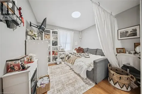 106 Oakwood Avenue Simcoe ON N3Y 1H9