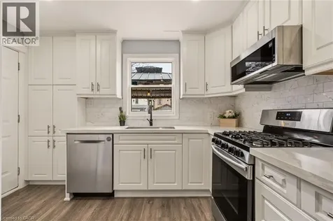 14 Mars Avenue Hamilton ON L8L 3V8