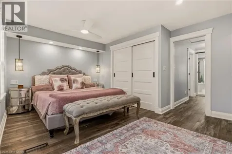 14 Mars Avenue Hamilton ON L8L 3V8