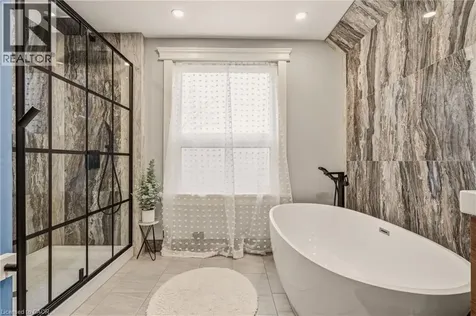 14 Mars Avenue Hamilton ON L8L 3V8