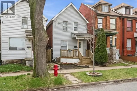 14 Mars Avenue Hamilton ON L8L 3V8