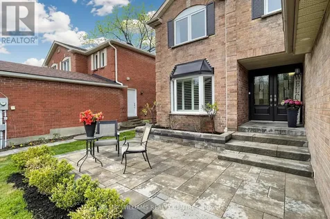 349 Mccaffrey Road Newmarket (glenway Estates) ON L3X 1J2