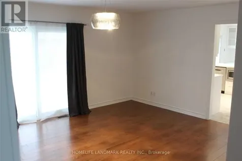 32 Elmvale Boulevard Whitchurch-stouffville ON L4A 2Y3