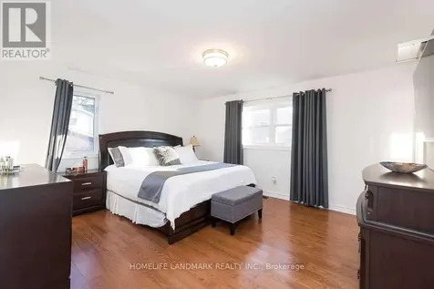 32 Elmvale Boulevard Whitchurch-stouffville ON L4A 2Y3