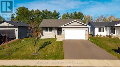 28 Terrance Drive Petawawa ON K8H 0H3
