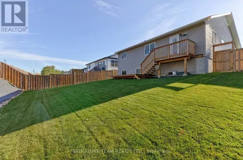 28 Terrance Drive Petawawa ON K8H 0H3