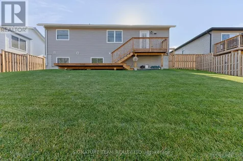 28 Terrance Drive Petawawa ON K8H 0H3