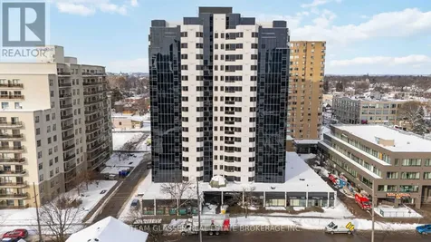 675 Richmond Street London East (east F) ON N6A 5X4