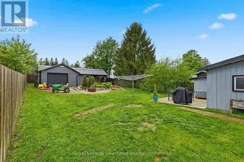 19 Whitechurch Street Huron-kinloss ON N0G 2W0