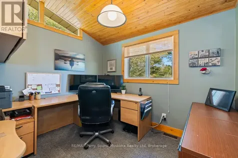 13 Peninsula Shores Road East Mcdougall ON P2A 2W7