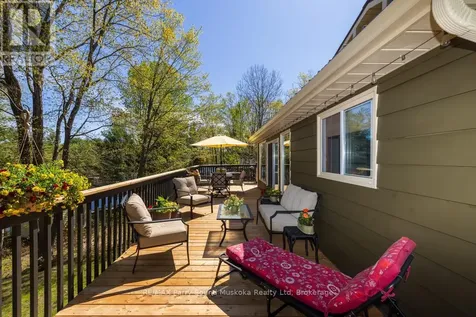13 Peninsula Shores Road East Mcdougall ON P2A 2W7