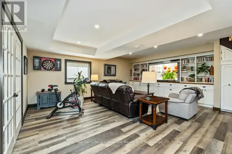 13 Peninsula Shores Road East Mcdougall ON P2A 2W7