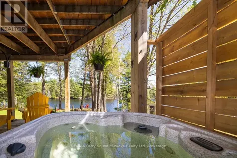 13 Peninsula Shores Road East Mcdougall ON P2A 2W7