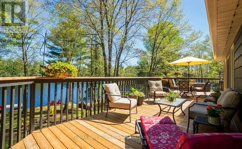 13 Peninsula Shores Road East Mcdougall ON P2A 2W7