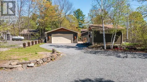 13 Peninsula Shores Road East Mcdougall ON P2A 2W7