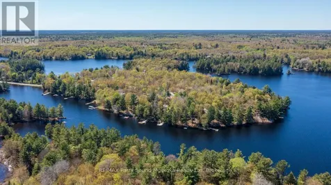 13 Peninsula Shores Road East Mcdougall ON P2A 2W7