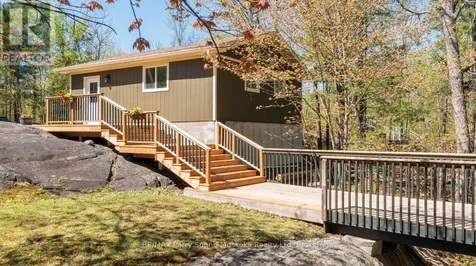 13 Peninsula Shores Road East Mcdougall ON P2A 2W7