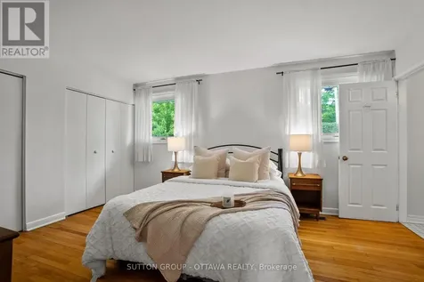 45 Larkspur Drive Ottawa ON K2H 6K8