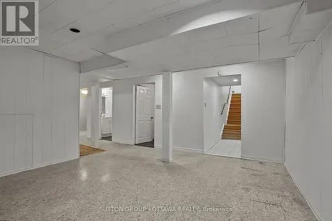45 Larkspur Drive Ottawa ON K2H 6K8