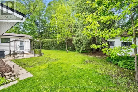 45 Larkspur Drive Ottawa ON K2H 6K8