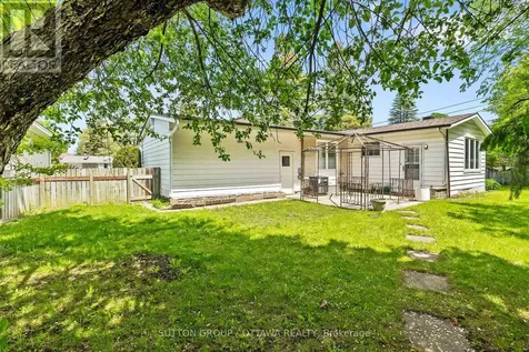 45 Larkspur Drive Ottawa ON K2H 6K8