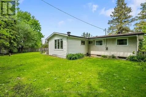 45 Larkspur Drive Ottawa ON K2H 6K8
