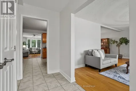 45 Larkspur Drive Ottawa ON K2H 6K8