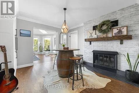 11 Elderwood Trail Ottawa ON K2S 1C9