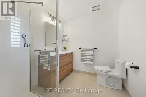 11 Elderwood Trail Ottawa ON K2S 1C9