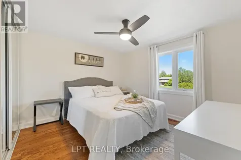 11 Elderwood Trail Ottawa ON K2S 1C9