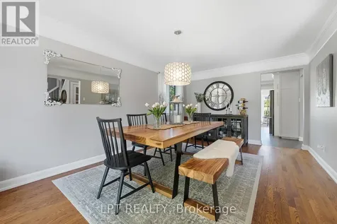 11 Elderwood Trail Ottawa ON K2S 1C9