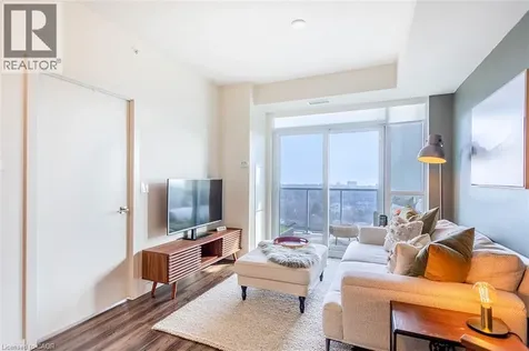 2093 Fairview Street Burlington ON L7R 0E6