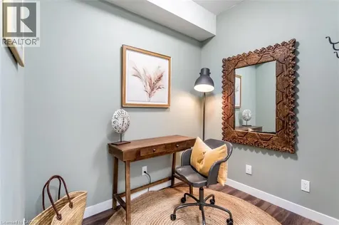2093 Fairview Street Burlington ON L7R 0E6