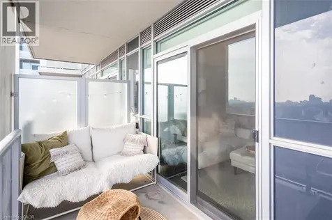 2093 Fairview Street Burlington ON L7R 0E6