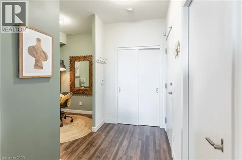 2093 Fairview Street Burlington ON L7R 0E6