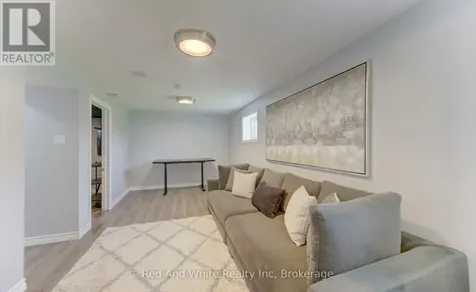 1828 Earlwood Drive Cambridge ON N3H 5A3