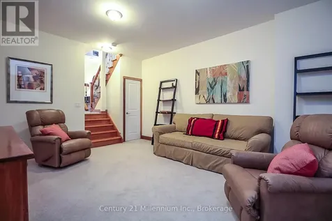 104 Farm Gate Road Blue Mountains ON L9Y 0L7