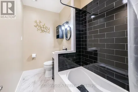 1139 4th Avenue West Owen Sound ON N4K 4W3