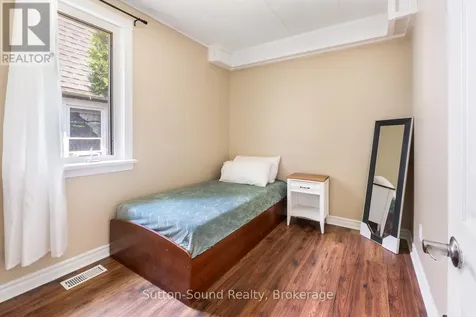 1139 4th Avenue West Owen Sound ON N4K 4W3