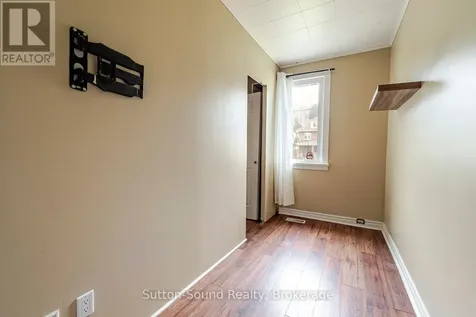 1139 4th Avenue West Owen Sound ON N4K 4W3
