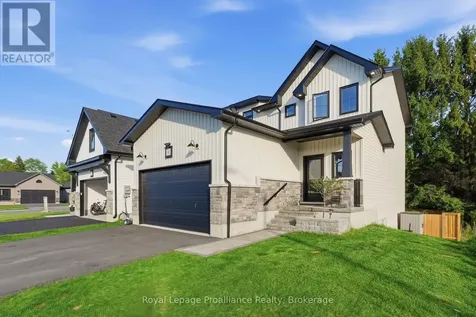 4 Mackenzie John Crescent Brighton ON K0K 1H0