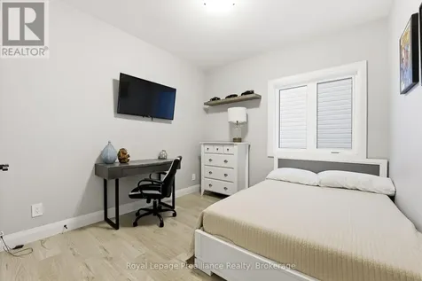 4 Mackenzie John Crescent Brighton ON K0K 1H0