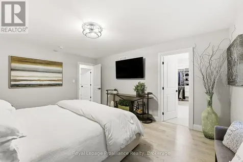 4 Mackenzie John Crescent Brighton ON K0K 1H0