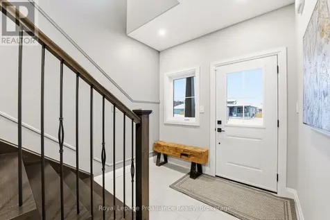 4 Mackenzie John Crescent Brighton ON K0K 1H0