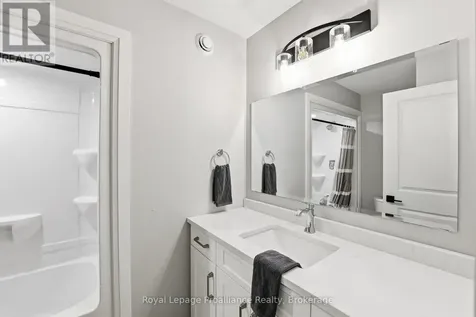 4 Mackenzie John Crescent Brighton ON K0K 1H0