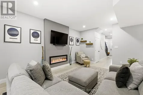 4 Mackenzie John Crescent Brighton ON K0K 1H0