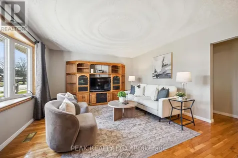 120 Lorraine Avenue Waterloo ON N2B 2N2