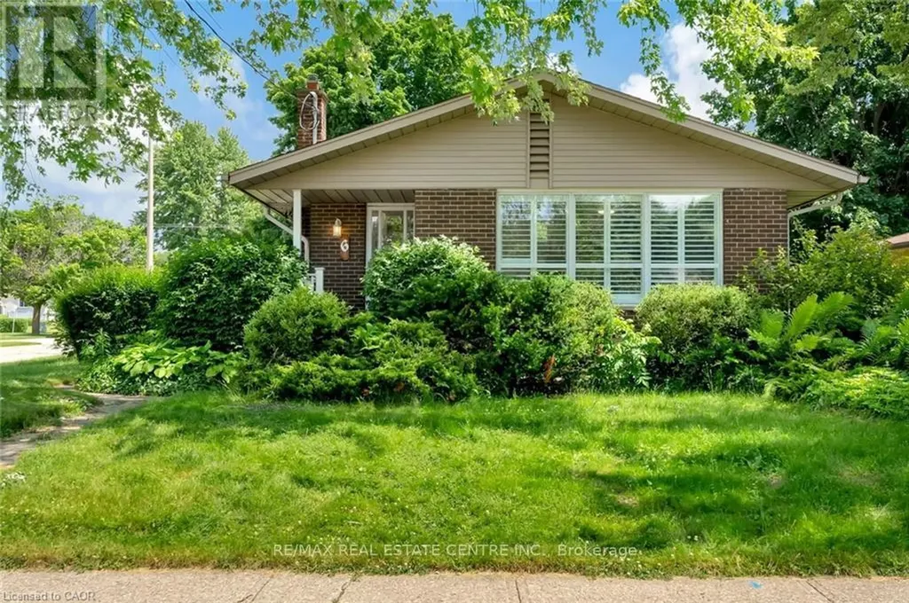 6 Ruskview Road Kitchener ON N2M 4S2